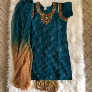 Indian shalwar kameez Punjabi style